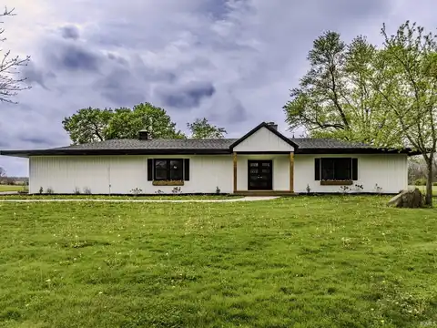 5707 S Burlington Drive, Muncie, IN 47302
