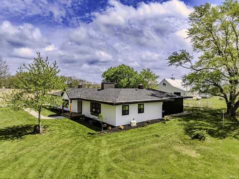 5707 S Burlington Drive, Muncie, IN 47302