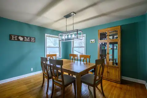 3542 S 35th St, Milwaukee, WI 53221