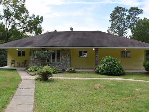 S Mead Road, Saegertown, PA 16433