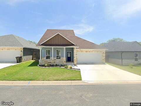 N Winston Dr, Fredericksburg, TX 78624