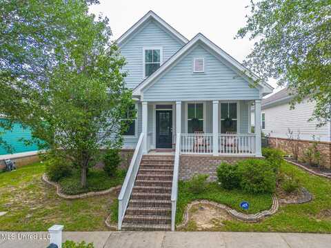 13056 Holly Springs Avenue, Biloxi, MS 39532