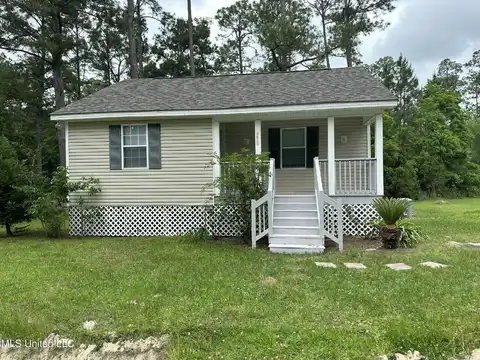 7060 Jefferson Street, Bay Saint Louis, MS 39520