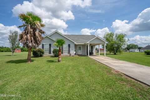 16 Hawthorne Road, Picayune, MS 39466