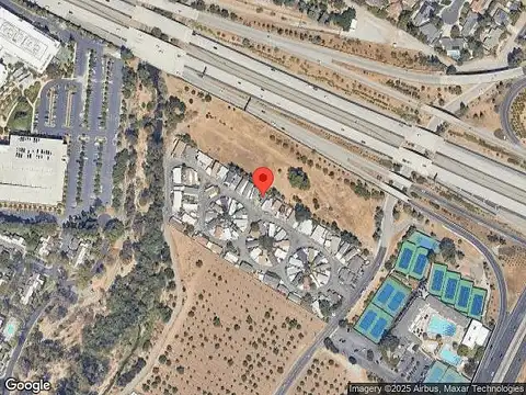 Oka Rd 28, Los Gatos, CA 95032