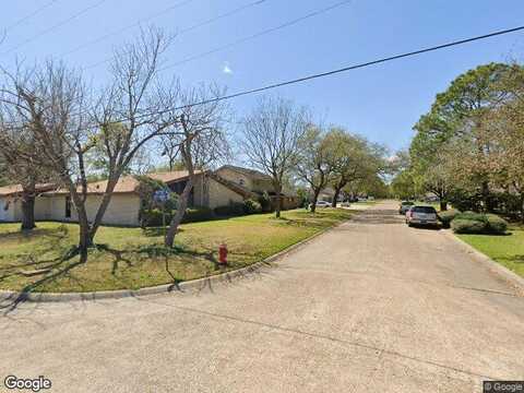 17Th Ave N, Texas City, TX 77590