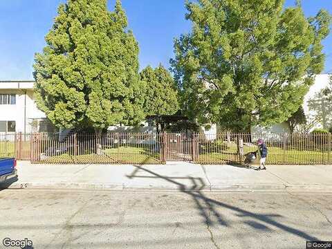 Runnymede St #30, North Hollywood, CA 91605