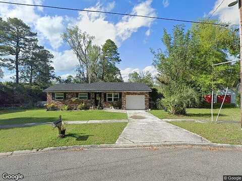 Saturn Lane W, Orange Park, FL 32073