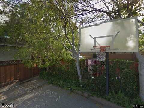 Alameda De Las Pulgas 49, San Mateo, CA 94403