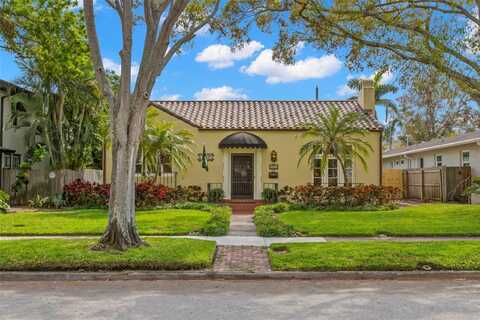 646 16TH AVENUE NE, Saint Petersburg, FL 33704