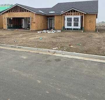 Cottage Place E, Porterville, CA 93257