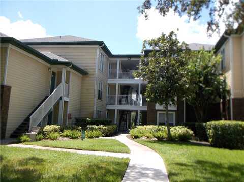 Winsford Oak Boulevard, Tampa, FL 33624