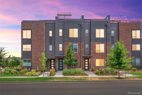 N Moline Street, Aurora, CO 80010
