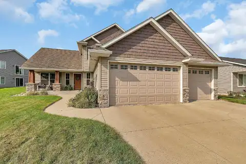 Southfork Drive, Hutchinson, MN 55350
