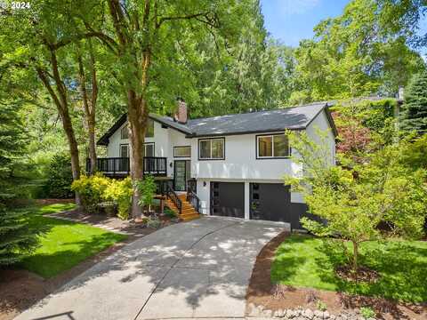 Hide A Way Ct, Lake Oswego, OR 97034