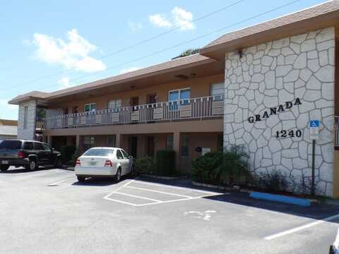 1240 70TH STREET N, Saint Petersburg, FL 33710