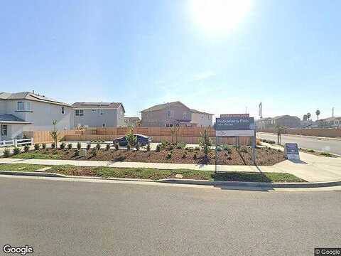 W Sedona Ave, Visalia, CA 93291