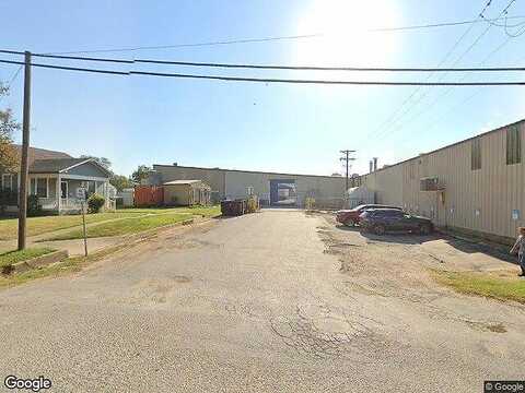 Cr 447, Waelder, TX 78959