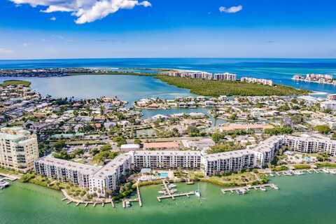 1085 BALD EAGLE, Marco Island, FL 34145