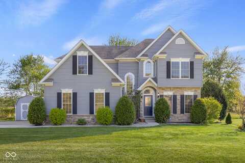 7845 W Hillside Drive, Columbus, IN 47201