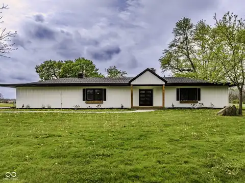 5707 S Burlington Drive, Muncie, IN 47302