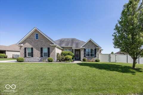 2803 Wild Orchid Way, Columbus, IN 47201