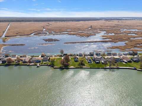 7931 Anchor Bay, Algonac, MI 48001