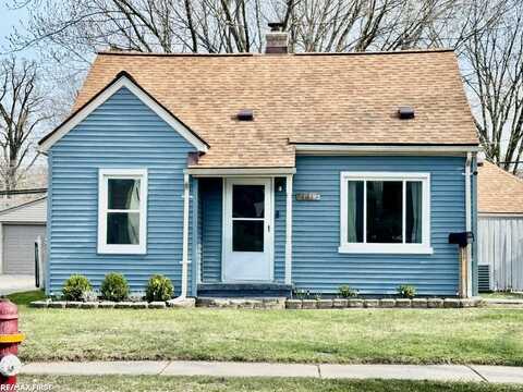 21817 Lange, Saint Clair Shores, MI 48080