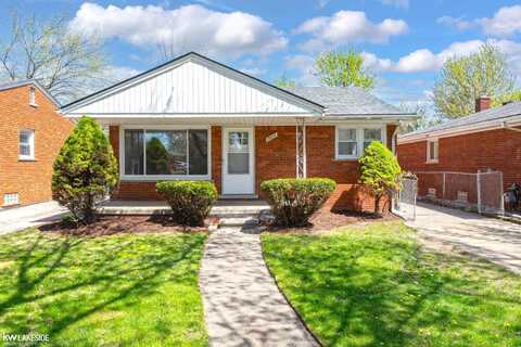 19637 Country Club, Harper Woods, MI 48225