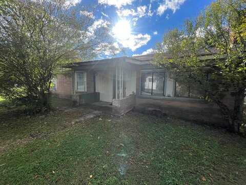 228 Circle Street, ROBBINSVILLE, NC 28771
