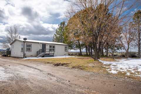 88052 Cedar Street, Christmas Valley, OR 97641