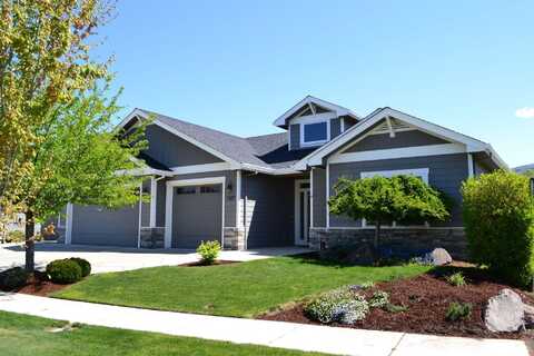 1327 Utah Drive, Medford, OR 97504