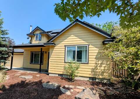 828 NE Robin Court, Bend, OR 97701