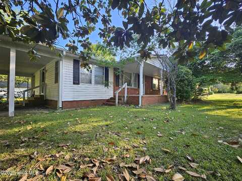 1233 Old Grantham Road, Goldsboro, NC 27530