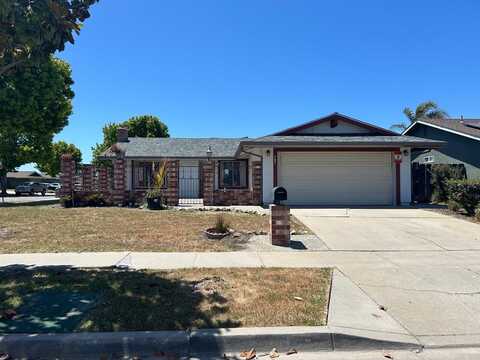 983 Flint WAY, SALINAS, CA 93907