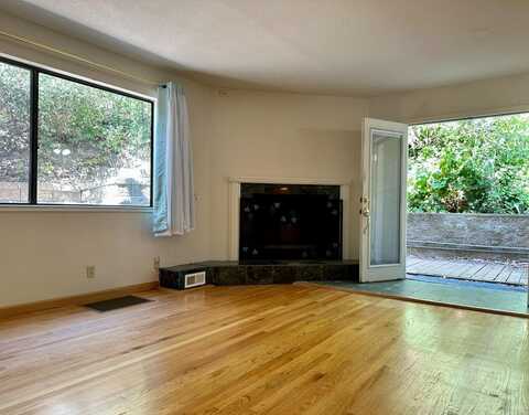 3038 Canyon RD, BURLINGAME, CA 94010