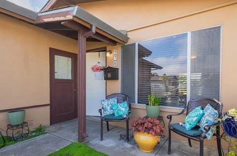 578 Calaveras DR, Salinas, CA 93906