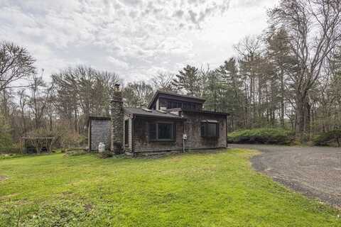 299 Mill Rd, Fairhaven, MA 02719