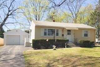 96 Clement St, Springfield, MA 01118