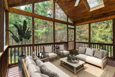 74 Oxford Drive, Franklin, MA 02038