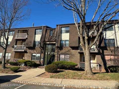 1804 Green Hollow Drive, Woodbridge, NJ 07095
