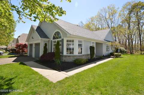 2759 Lenox Street, Toms River, NJ 08755