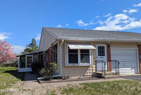 8 A Lafayette Drive, Whiting, NJ 08759
