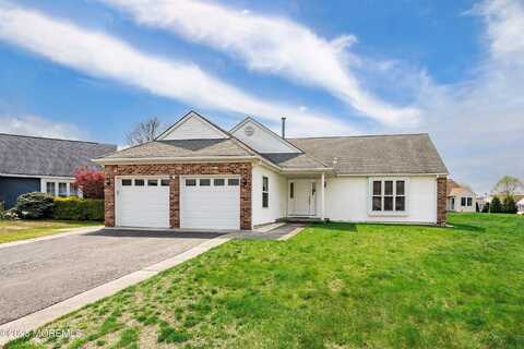 4 Otley Court, Berkeley, NJ 08721