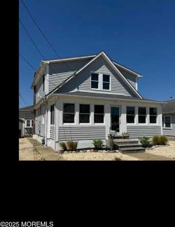 107 Bond Avenue, Lavallette, NJ 08735