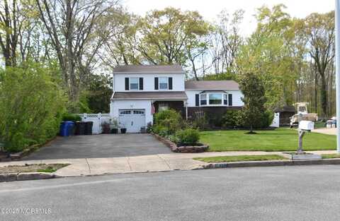 664 Huckleberry Lane, Toms River, NJ 08753