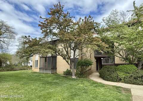 54 Amberly Drive, Manalapan, NJ 07726