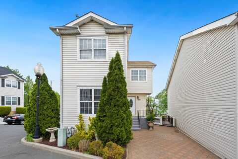 150 Northview Court, Staten Island, NY 10301