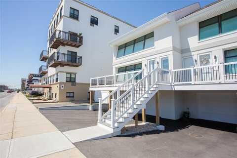 521 W Broadway, Long Beach, NY 11561