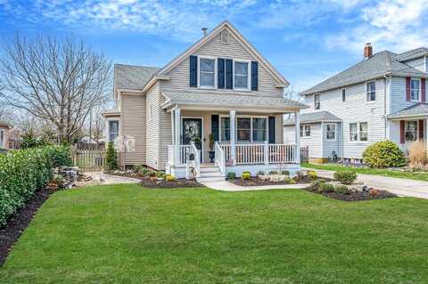 66 Rollstone Avenue, West Sayville, NY 11796